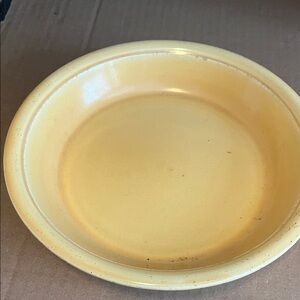 Vintage Yellow Ceramic Pie Plate
Oven Serve circa 1940